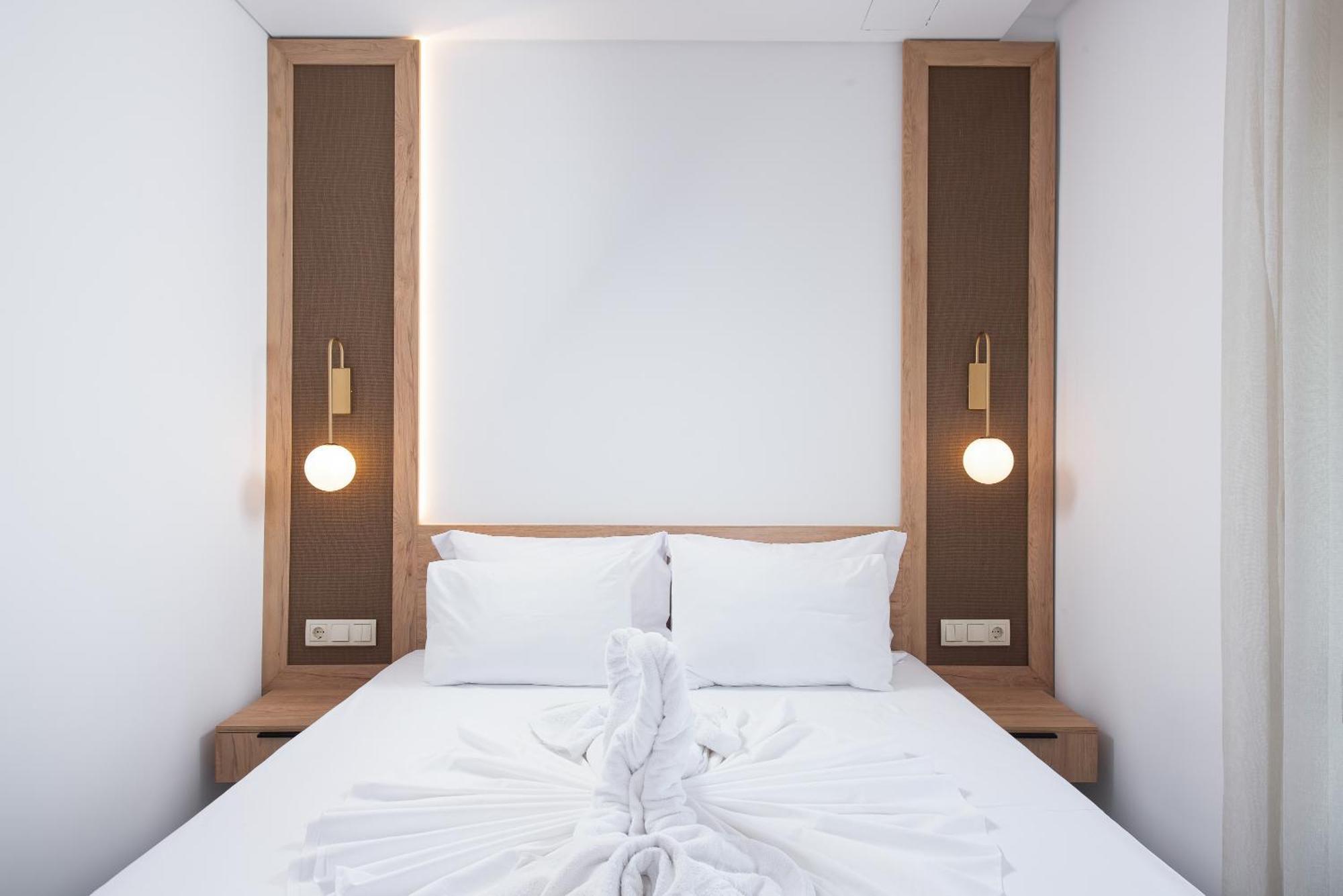 Olivento Beach Front Suites Potos Bagian luar foto