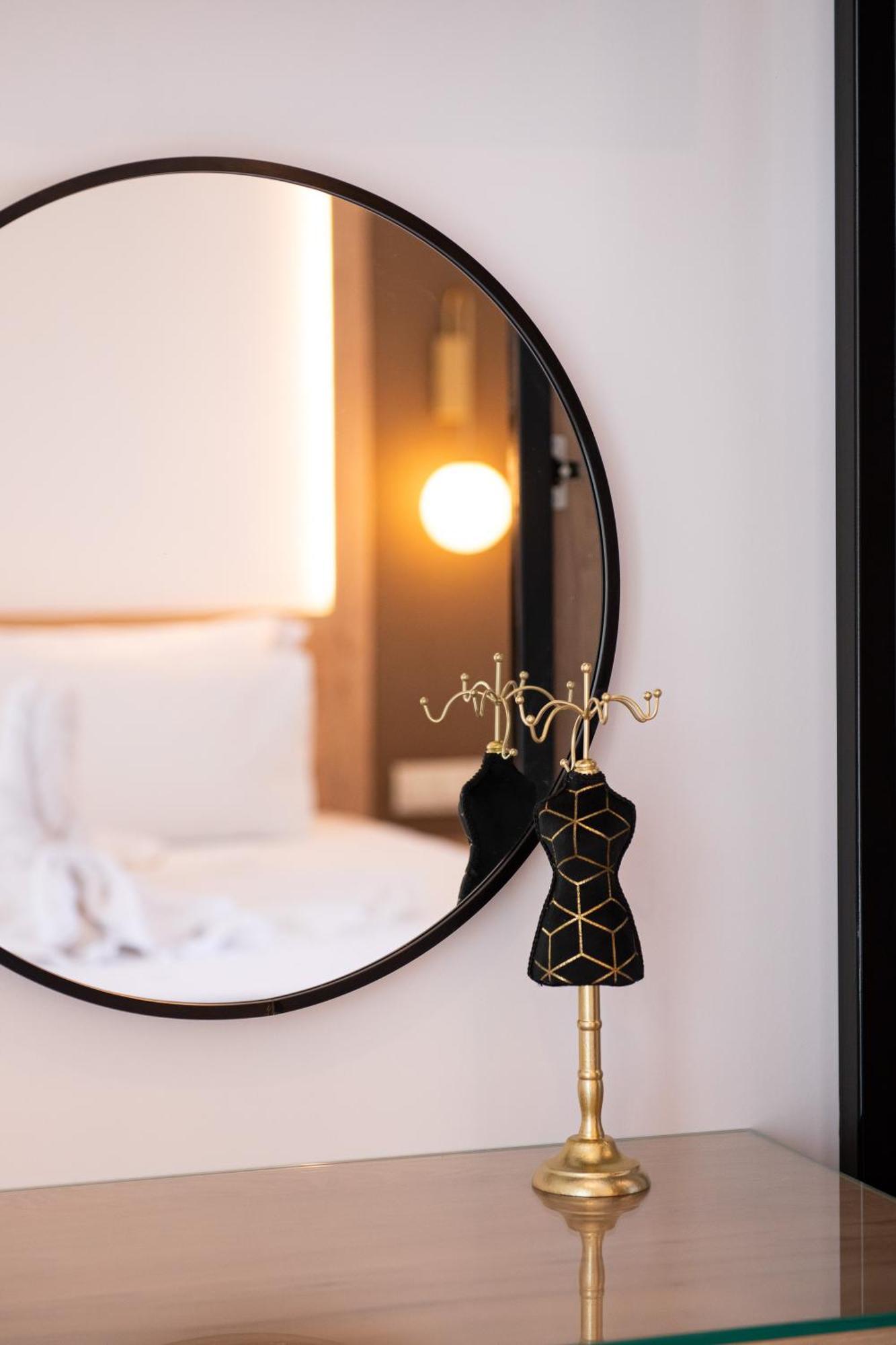Olivento Beach Front Suites Potos Bagian luar foto