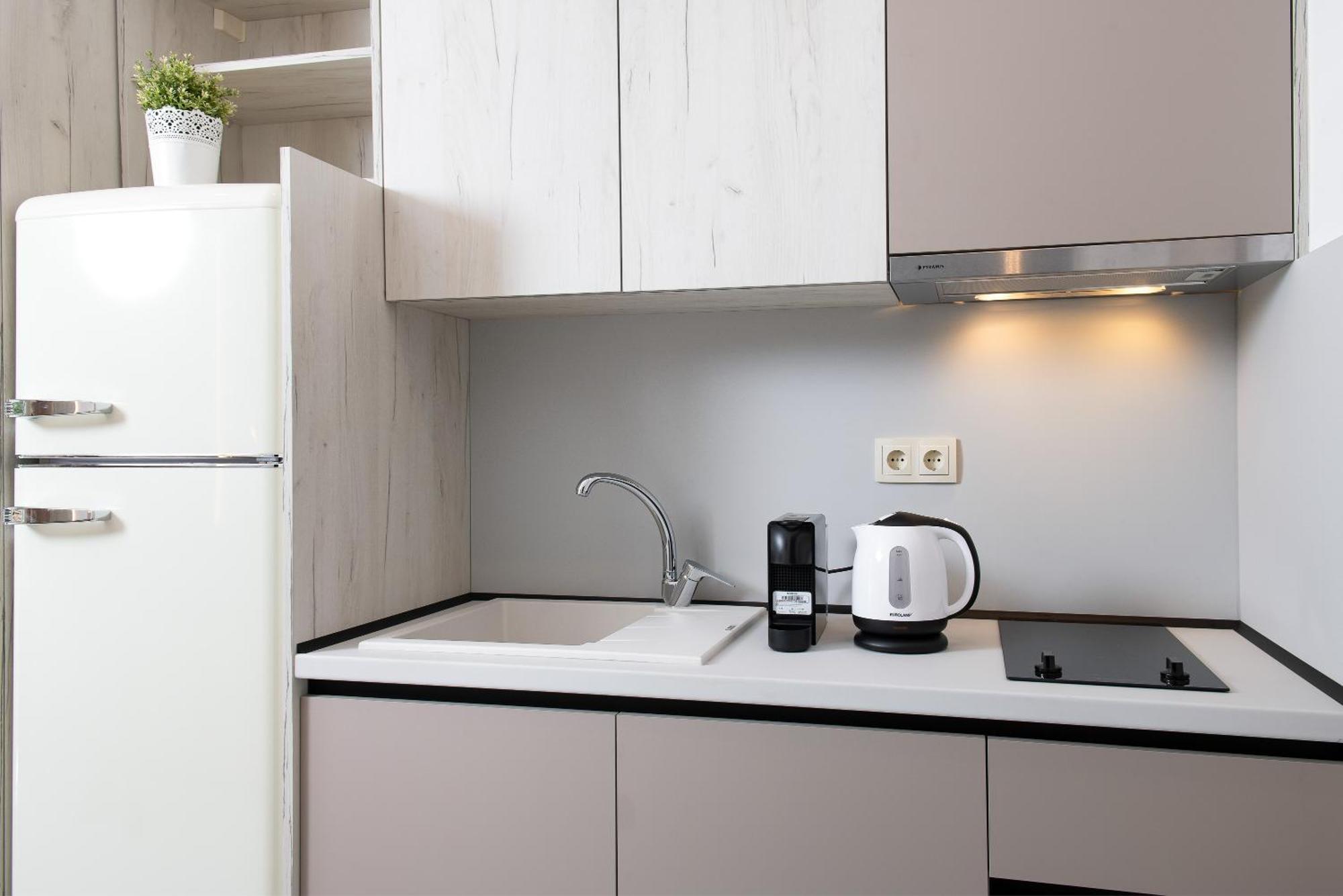 Olivento Beach Front Suites Potos Bagian luar foto